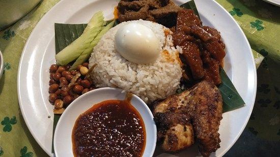 Nasi Lemak Ultra Imut's Hall & The Black Kitchen